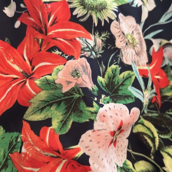 Eliza J Floral Scarf-Dress - Picture 4 of 4